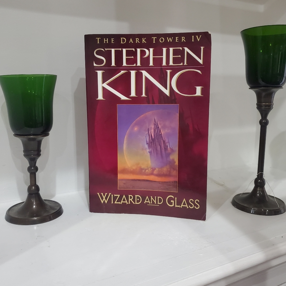 4/$12 Wizard and Glass by Stephen King